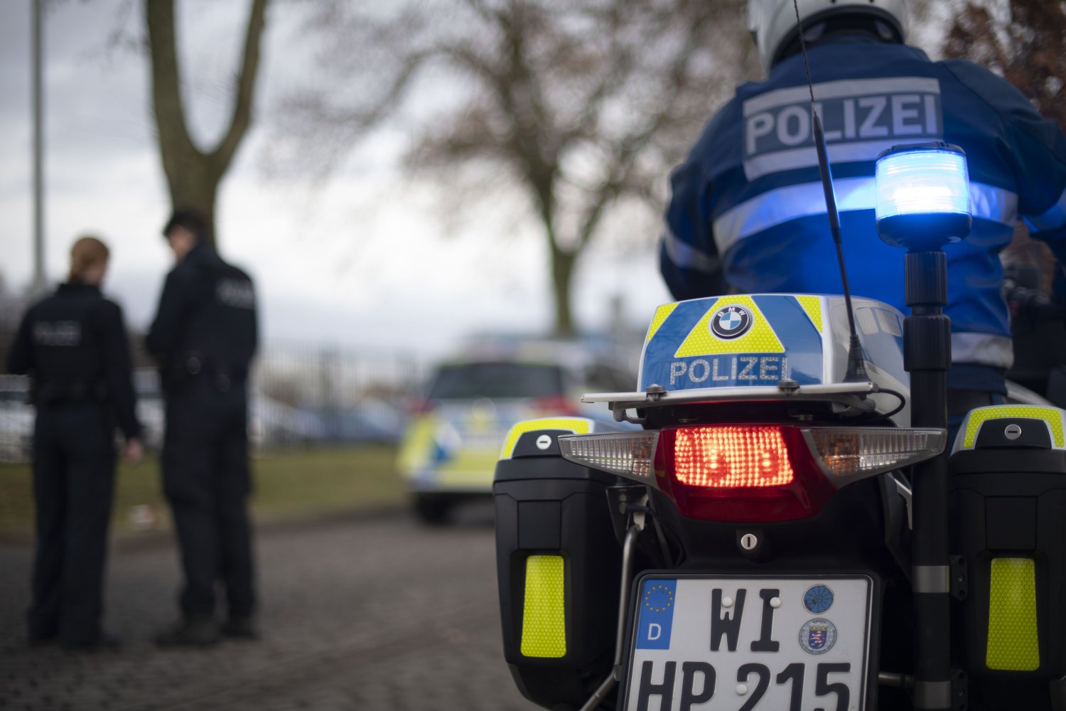 Viel Polizei war am Mittwoch in Maintal zu sehen. Grund dafür waren umfangreiche Kontroll- und Präsenzmaßnahmen im Rahmen der hessenweiten Innenstadtoffensive.