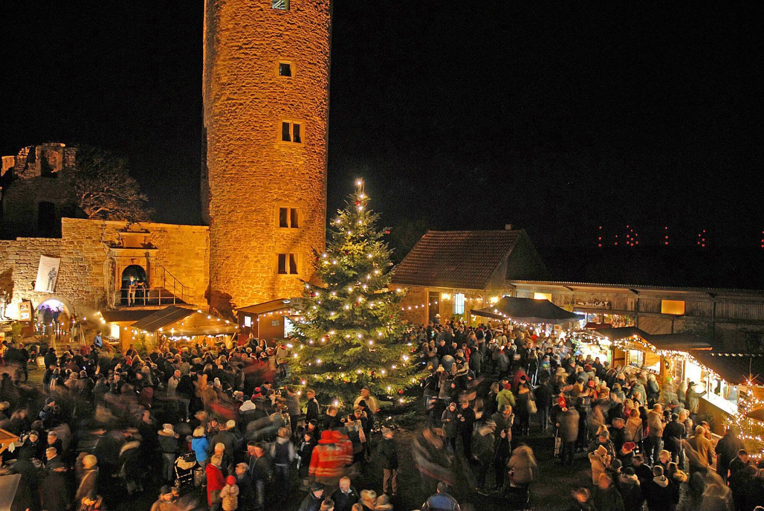 Der Markt startet am Samstag, 30. November, ab 14 Uhr und am Sonntag, 1. Dezember, bereits ab 11 Uhr.