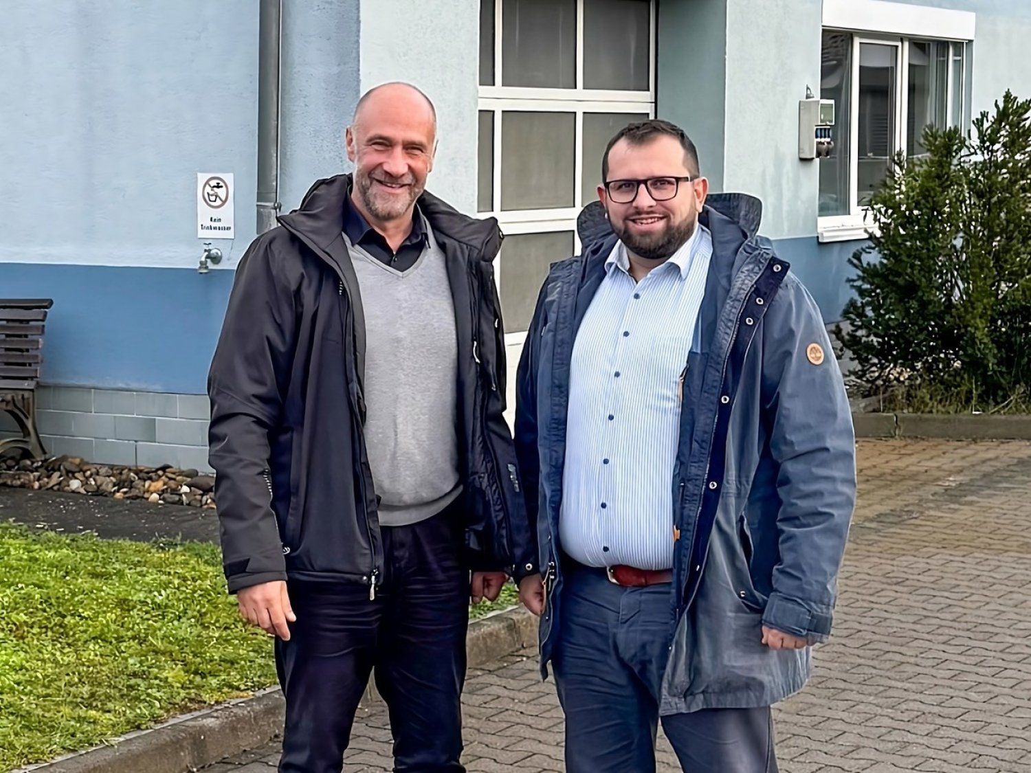 Der designierte Freigerichter Bürgermeister Waldemar Gogel (rechts) hat sich zur Vorbereitung auf sein Amt jüngst mit Jürgen Löffler vom Abwasserverband Freigericht getroffen.