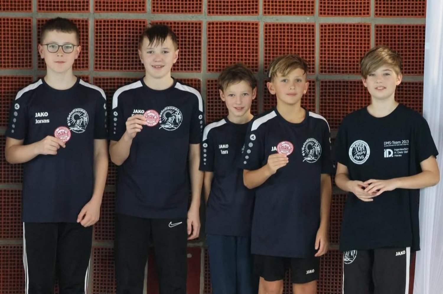 Der Schwimmverein Gelnhausen und die Trainer zeigten sich überaus stolz auf die Leistung ihrer Nachwuchssportler.