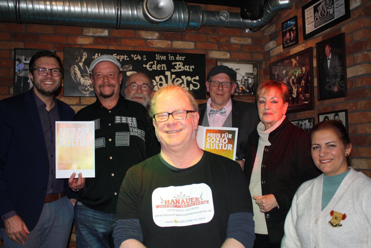 Bürgermeister Dr. Maximilian Bieri, Paul Wieczoreck (Vorstand Südlichter), Hubert Heck (Vorstand Agora Chromata), Mike Tallmadge (Südlichter, Open Stage Initiator) Christoph Goy (Agora Chromata Initiator), Beate Funck, Helen Mohamadrezaei (v.li.).