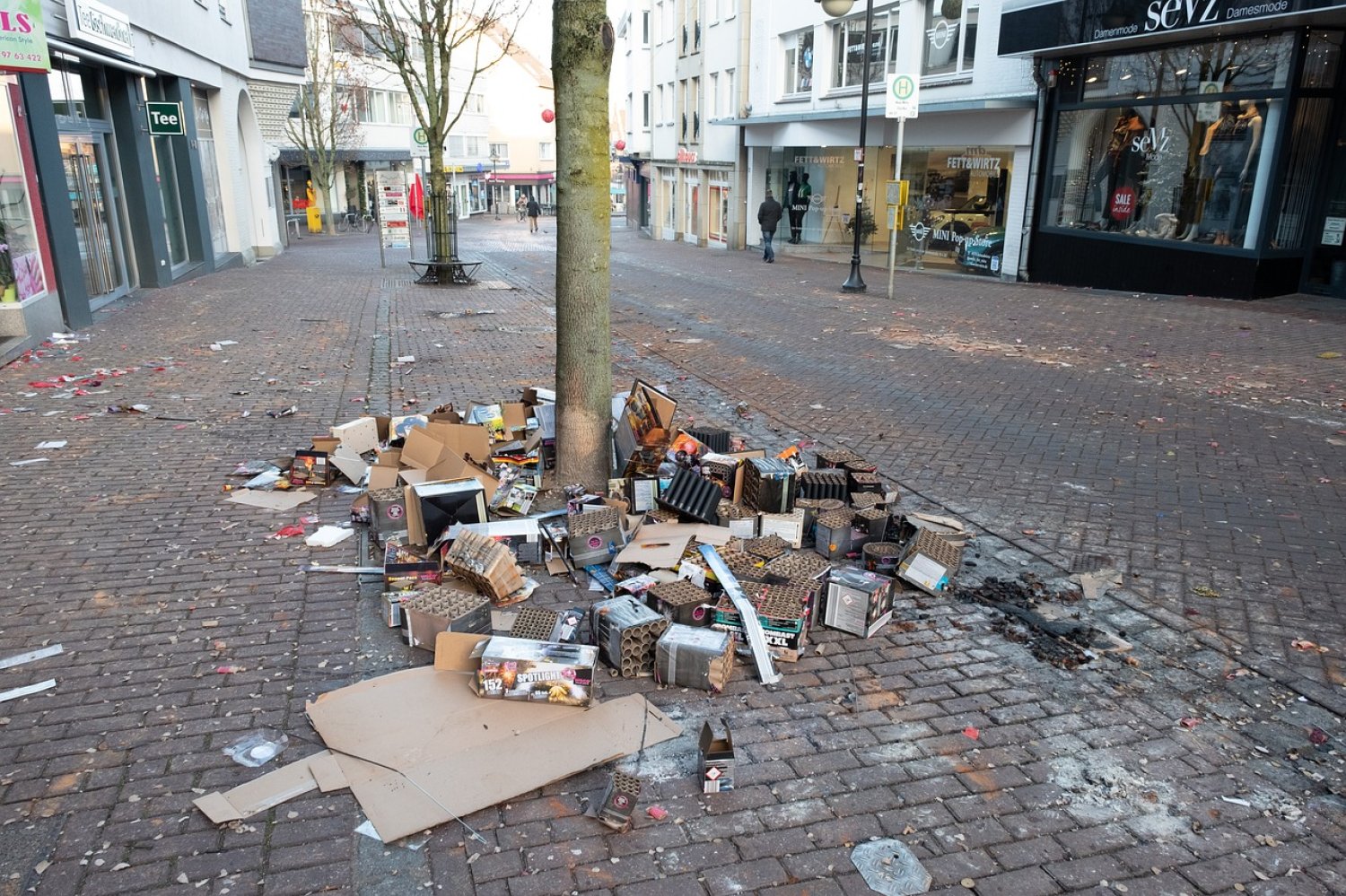 Auch in diesem Jahr haben die Silvesterfeierlichkeiten in Hanau wieder für einen erheblichen Mehraufwand gesorgt.
