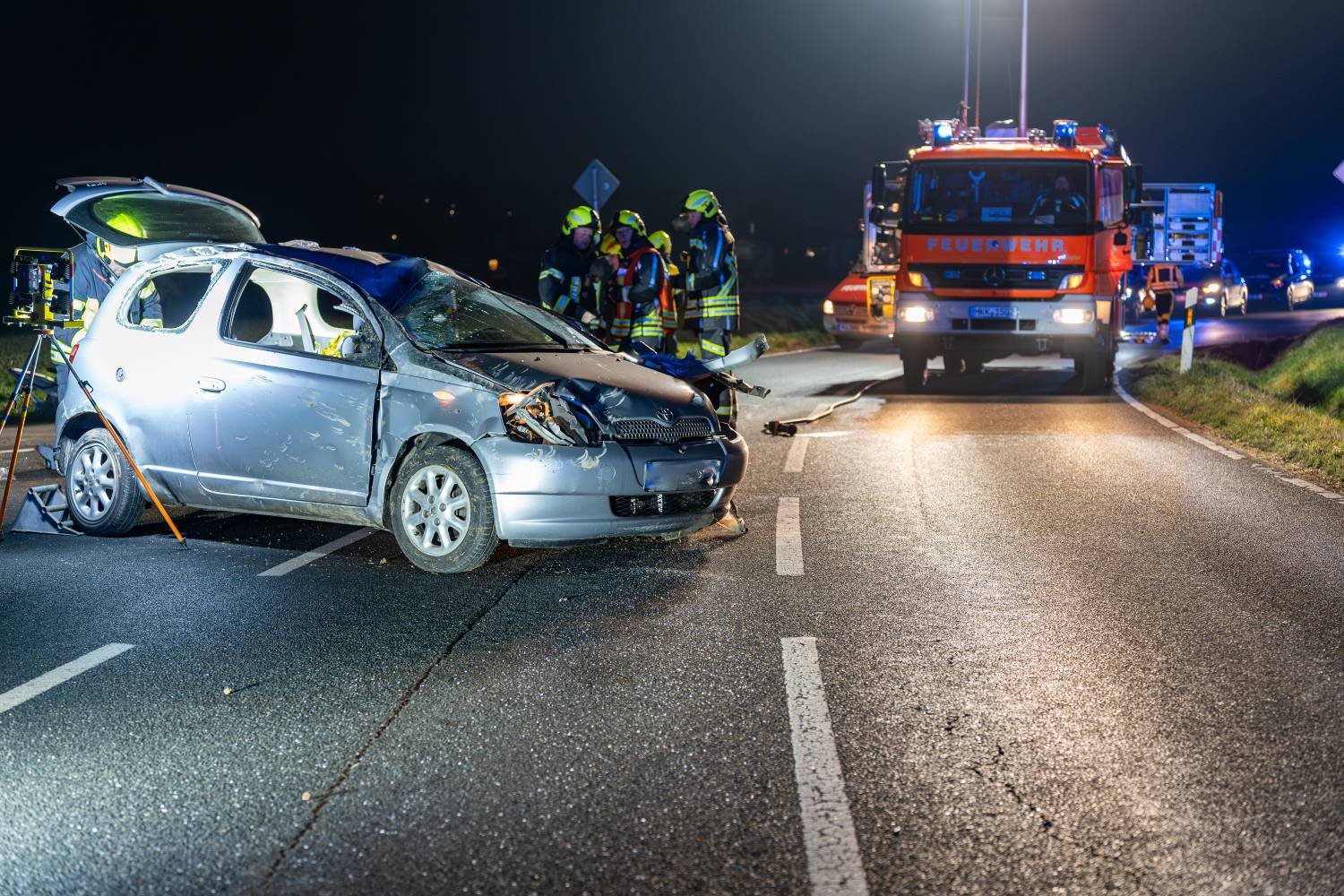 Kurz vor dem Ortseingang Langenselbold war ein 23-jähriger Ronneburger mit seinem Toyota von der Fahrbahn abgekommen ...