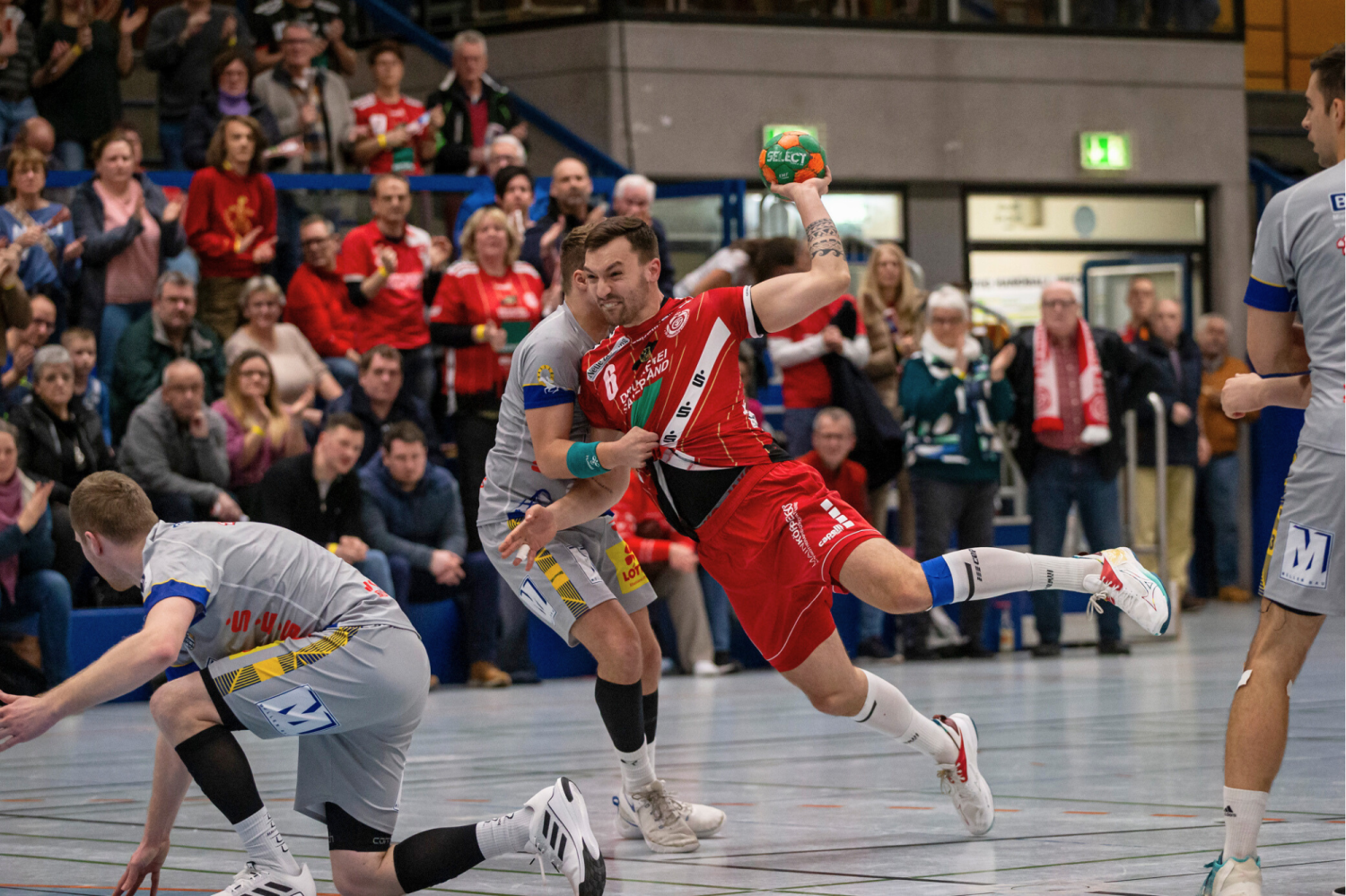 Vor 650 Zuschauern in der heimischen Rudi-Lechleidner-Halle setzte sich das Team von Cheftrainer Matthias Geiger mit 29:19 (11:11) gegen die TSG Haßloch durch.