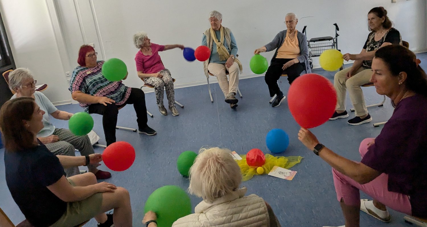 Die Zusammenarbeit zwischen der Kita Tausendfüßler und dem Altenzentrum Rodenbach ist ein voller Erfolg und soll weiter fortgesetzt werden.