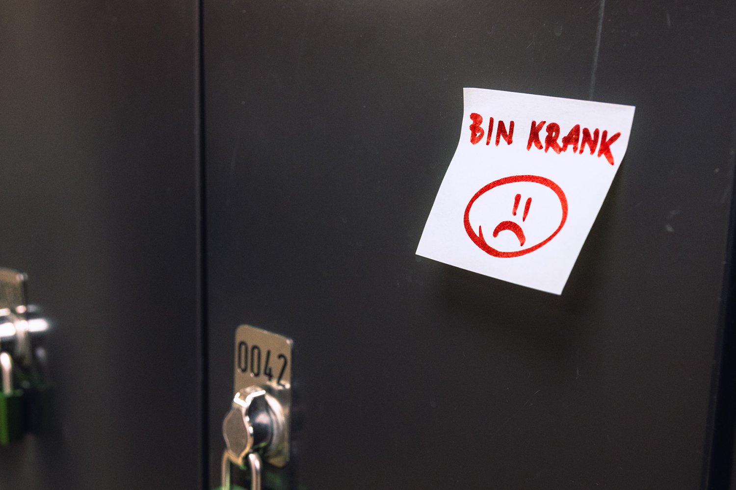 Büro, Bäckerei, Bistro – oder doch das Bett: Wer krank ist, soll sich nicht zur Arbeit schleppen, rät die Gewerkschaft Nahrung-Genuss-Gaststätten.