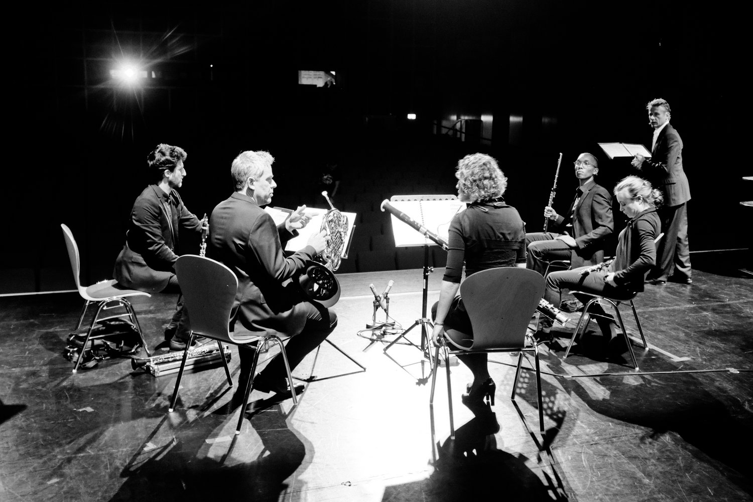 Die musikalische Lesung findet am Freitag, 21. März, im KUBE in Schlüchtern statt. Einlass ist ab 18:30 Uhr; Beginn um 19:00 Uhr.