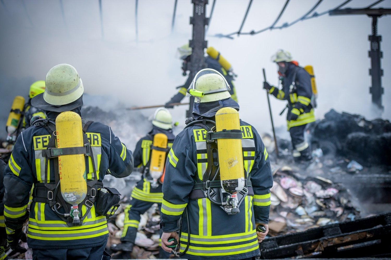 Im Gemeindeteil Oberzell kam es am Mittwochnachmittag zu einem kräfteintensiven Einsatz für Feuerwehr und Polizei.