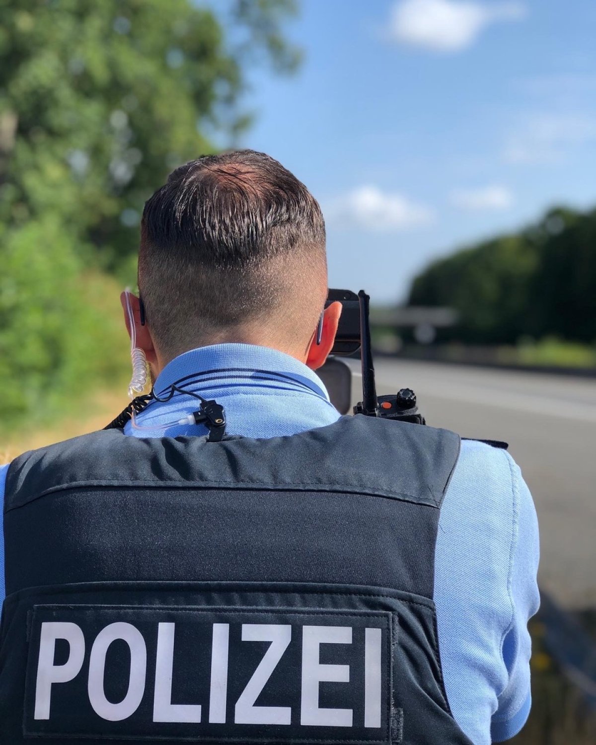 Die hessische Polizei sowie die beteiligten Kommunen verstärken ihre Kontrollen am 09. April 2025, um gemeinsam auf die Gefahren von Geschwindigkeitsüberschreitungen hinzuweisen und die Verkehrssicherheit zu erhöhen.