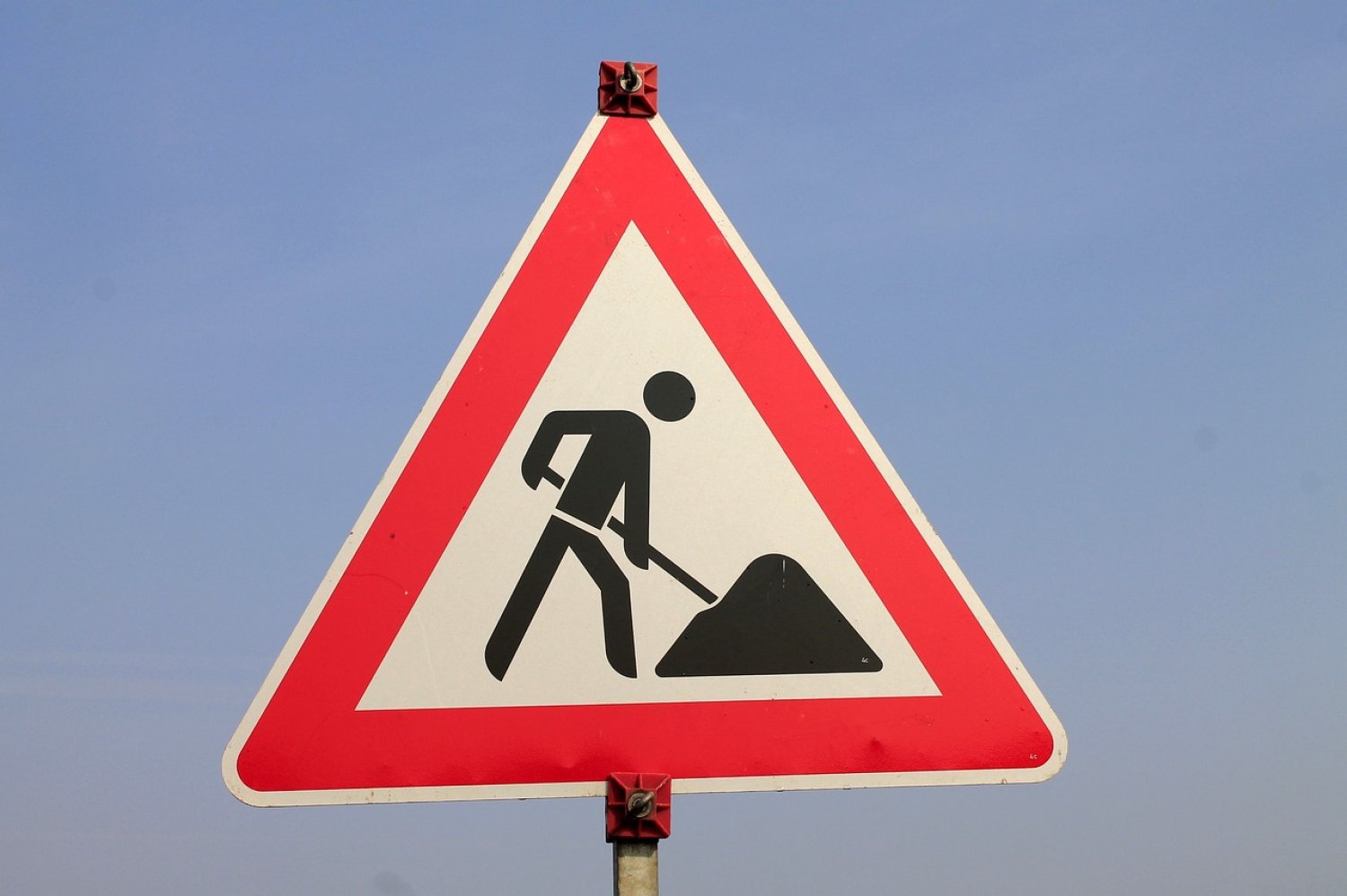 Ab Montag, den 9. Juni, wird der betroffene Streckenabschnitt jedoch erneut gesperrt, um die verbleibenden Arbeiten abzuschließen.