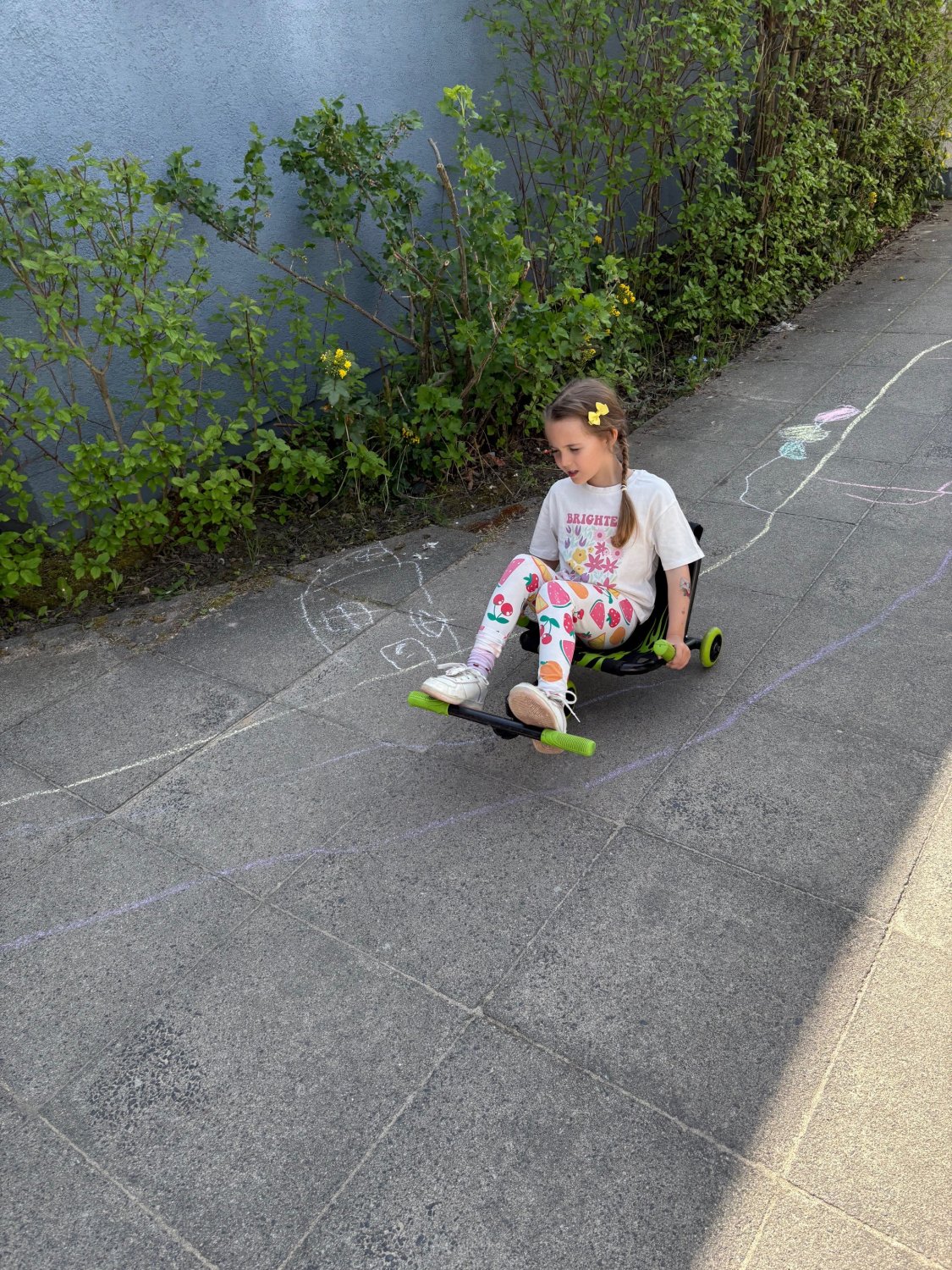 Im Innenhof der KiTa Nelly Sachs wurde einmal mehr deutlich, wie wenig es braucht, um Kinderherzen höherschlagen zu lassen.