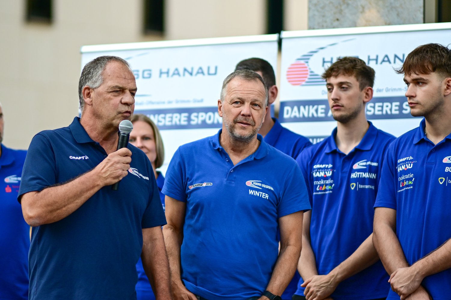 Reiner Kegelmann (1. von links) blickt auf eine erfolgreiche Hanauer Saison 2024/25 zurück.