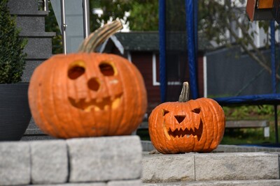 Halloween Im Main Kinzig Kreis Gruselige Verkleidungen Geschnitzte Kurbisse Und Jede Menge Sussigkeiten