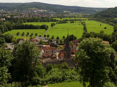 Auf dem Rundwanderweg „Stolzenberger Ritterblick“ bietet sich dem Auge ein weiter Blick ins Kinzigtal.