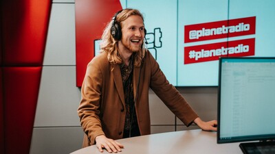 Im Interview erzählte Mika dann, warum er unbedingt ins Radio möchte.