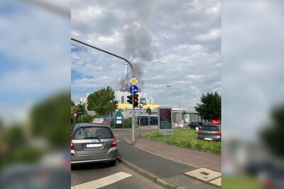 Auf der Anfahrt zum Einsatzort. - <i>Foto: Feuerwehr Frankfurt am Main</i>
