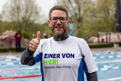 Landrat Thorsten Stolz vor dem Staffelrennen