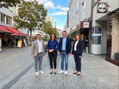 Jens Böhringer (CDU-Vorsitzender), Isabelle Hemsley (CDU-Fraktionsvorsitzende), Pascal Reddig (CDU-Stadtverordneter), Gabriele Stenger (CDU-Stadtverordnete). - <i>Foto: CDU Hanau</i>