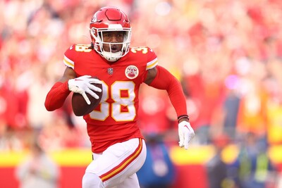 Engelbert Strauss und NFL-Topteam Kansas City Chiefs verkünden im Vorfeld des Super Bowls eine Kooperation.