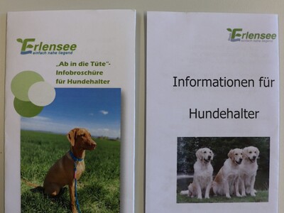 Wichtige Informationen finden Hundehalter in diesen Broschüren. Beide sind am Empfang des Rathauses erhältlich. - <i>Foto: Stadt Erlensee</i>